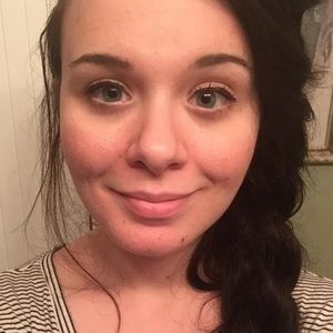 Meet your Posher, Alison